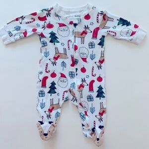 Carter’s Footie PJ in Christmas Print, size 3M in excellent condition